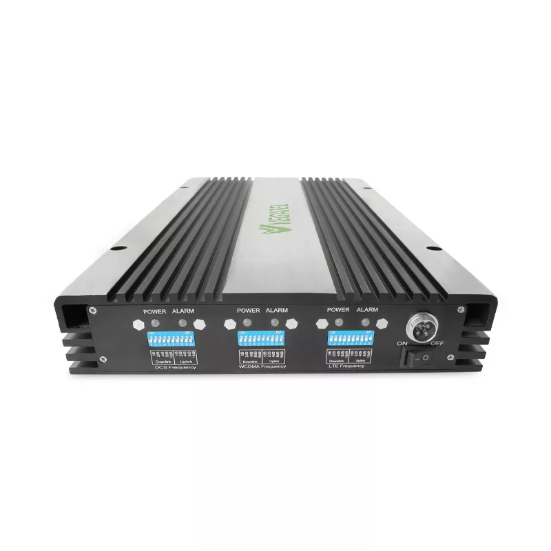 Бустер Vegatel VTL33-1800-2100-2600, корпус