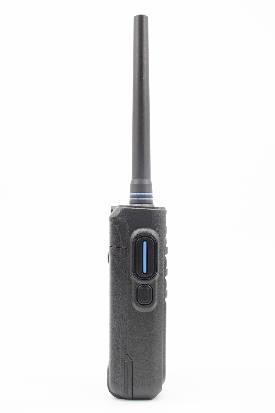 Comrade R5 x2 UHF, рация крупным планом