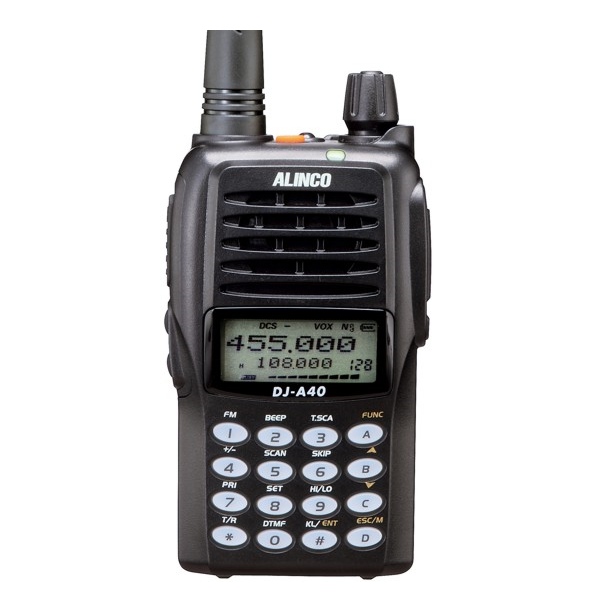 Alinco DJ-A40, рация с дисплеем и клавиатурой