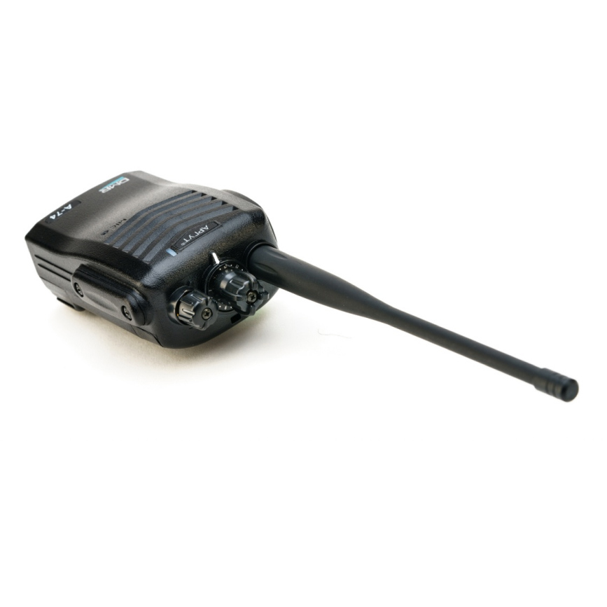 Аргут А-74 DMR UHF, рация на белом фоне
