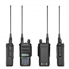 Baofeng UV-9R Pro, рация в руке