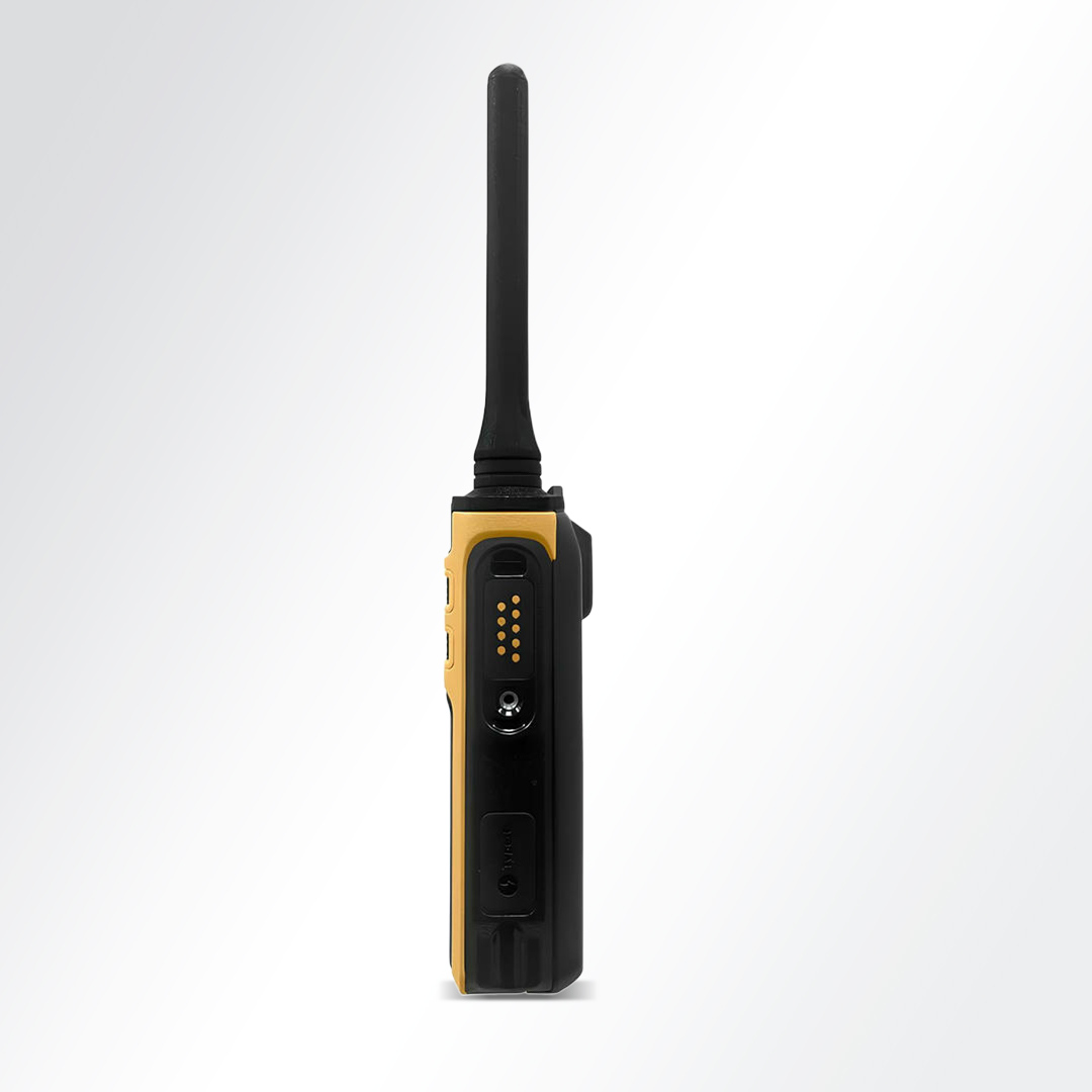 Hytera AP525 LF, рация с антеной и аккумулятором
