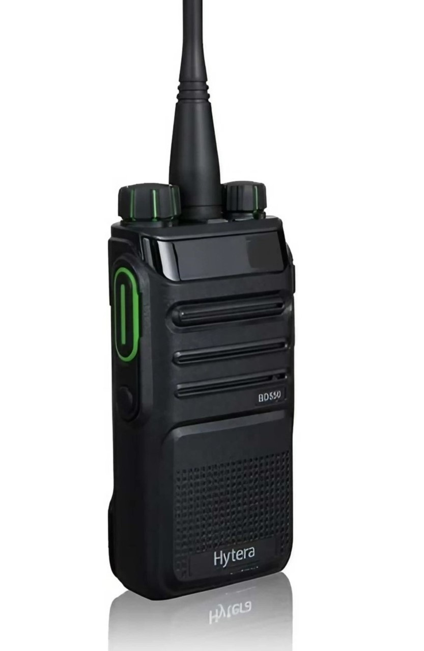Hytera BD555 UHF Bluetooth, рация спереди