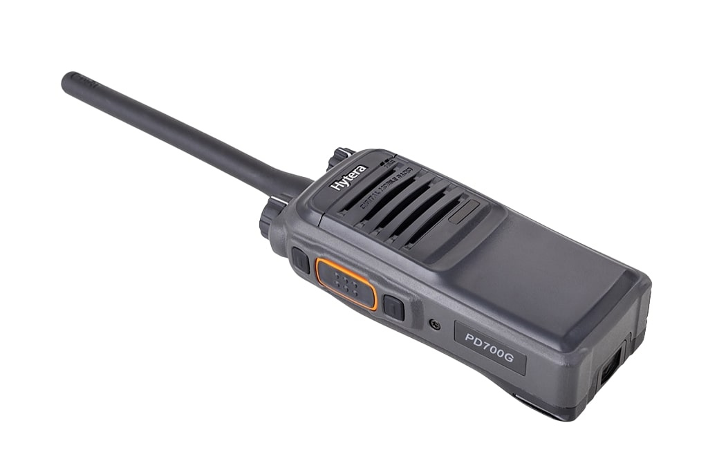Hytera PD-705G, рация в упаковке
