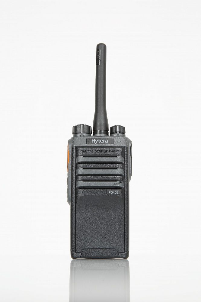 Hytera PD405 VHF, вид спереди