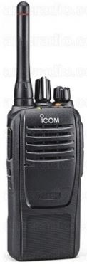 Icom IC-F2100D, рация в комплекте