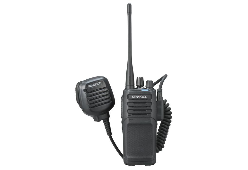 Kenwood NX-1200DE3, рация в другом ракурсе