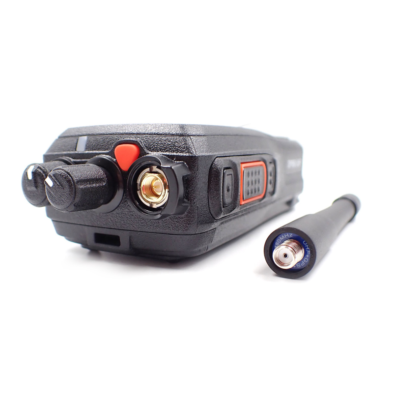 Kirisun DP990 VHF, комплект поставки