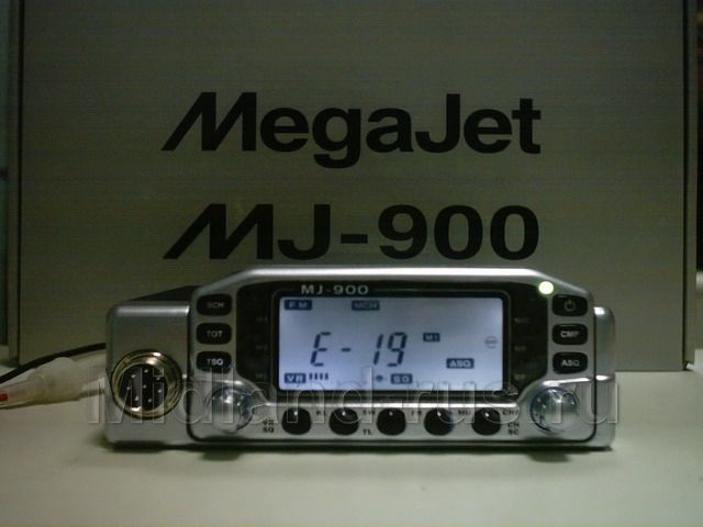 MegaJet MJ-900, передняя панель и дисплей