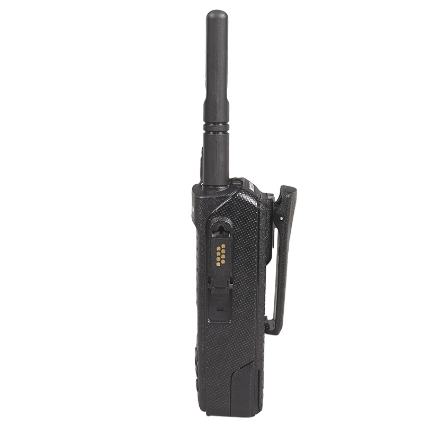 Motorola DP2600E VHF, корпус и органы управления