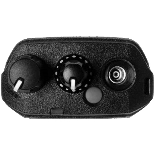 Motorola R7 Full Keypad, рация в руке