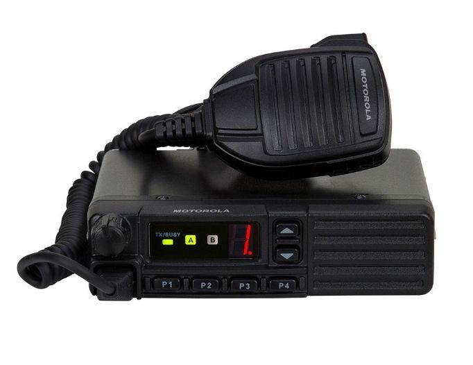Рация Motorola VX-2100E