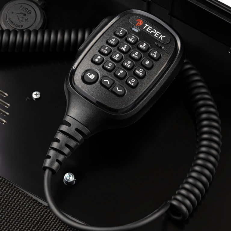 ТЕРЕК РМ-302-DMR GPS ОРЕХ UHF, вид сбоку